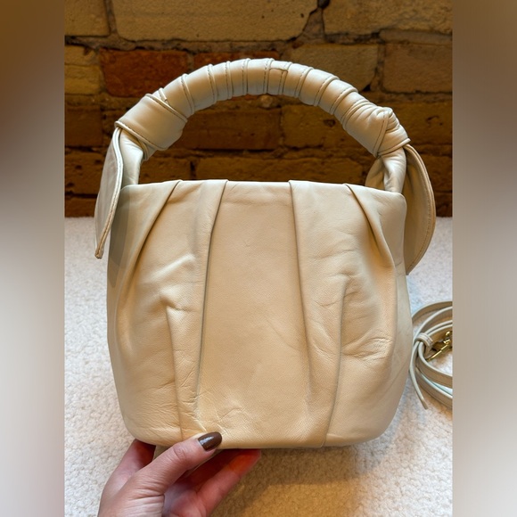 STAUD Dani Leather Top Handle Bucket Bag In Ivory - Picture 4 of 9